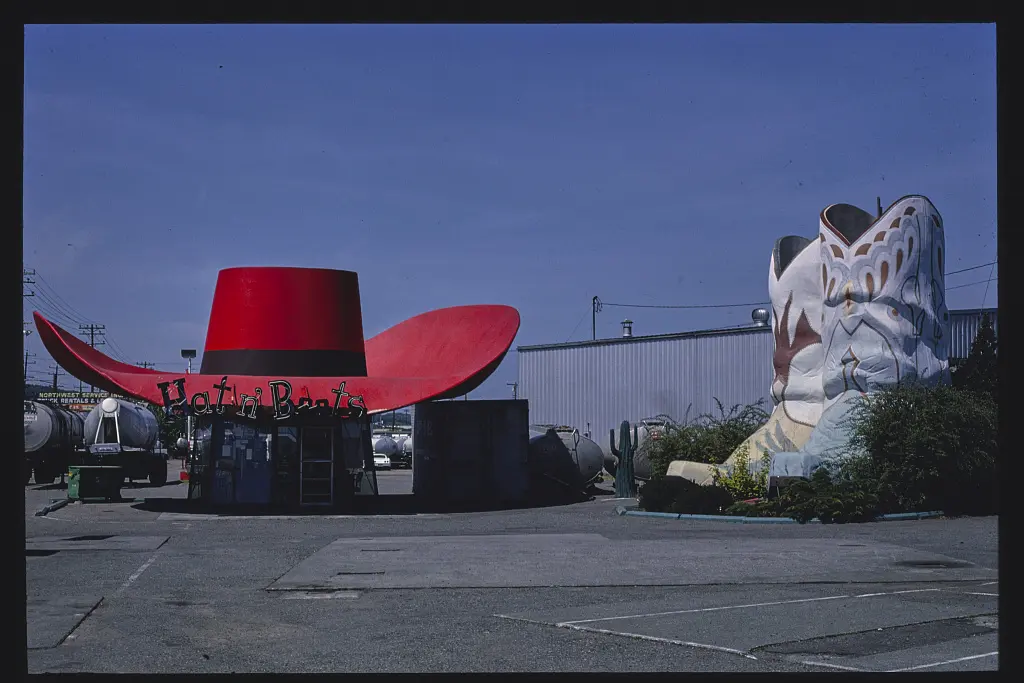 Hat n' Boots gas station, overall view, Route 99, Seattle, Washington.